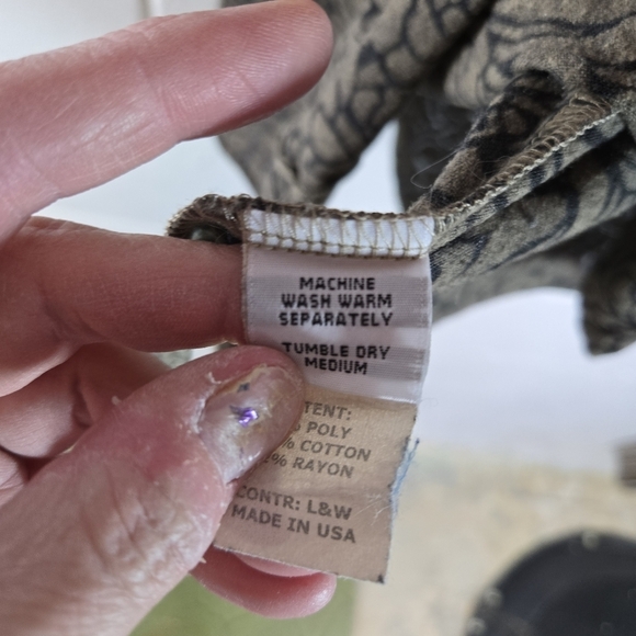 Cut Loose brown burnout floral tunic top - Picture 7 of 8